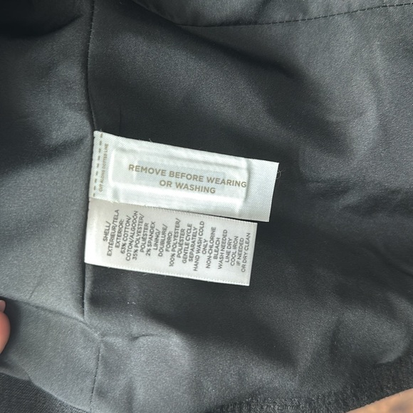 Women’s loft size 2 blazer #B25 - Picture 3 of 4